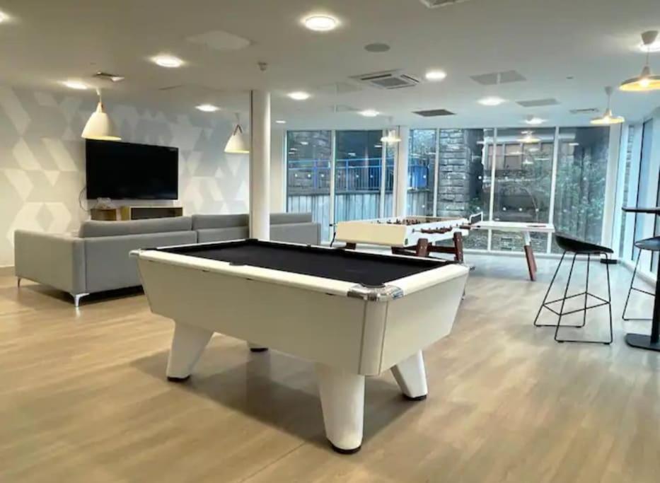 Hnfc - Prime W/ Gym+free Parking Apartment