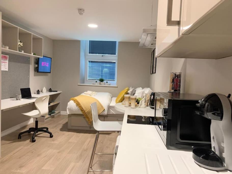 Hnfc - Prime W/ Gym+free Parking Apartment